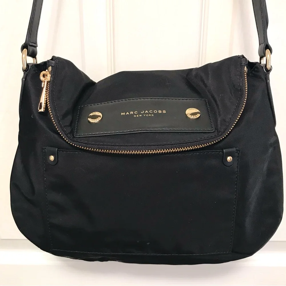 Marc Jacobs New York preppy Nylon Natasha Crossbosy Bag Black